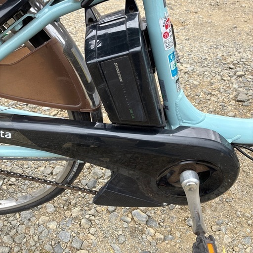 電動自転車ブリヂストンアシスターバッテリー容量15.4アンペア走れる距離60キロ位すごく程度の良い大容量バッテリーを搭載しています