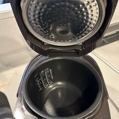 炊飯器の画像