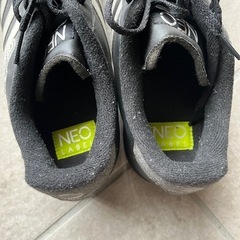 adidas26スニーカーの画像