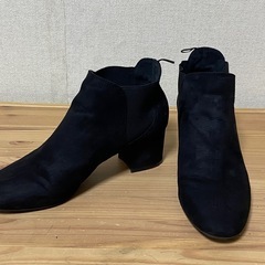 ショートブーツの画像