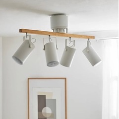 LAWYA ライトの画像