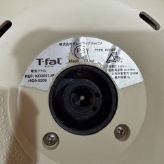 T-fal 電気ケトル　1Ｌ　KO302 通常使用できますが使用感あります！保温はできません！の画像
