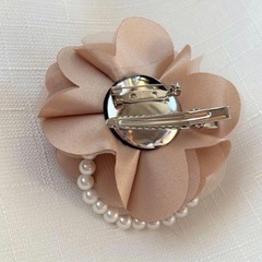 未使用★ケース付き  GLOBALWORK コサージュの画像