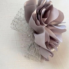 未使用★ケース付き  GLOBALWORK コサージュの画像