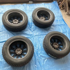 ダンロップ ウインターマックス 205/65R16 スタッドレスタイヤ 4本セットの画像