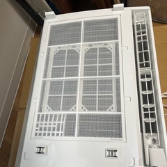 冷暖房　2025年式　　ウィンドーエアコン　美品の画像