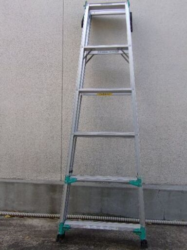 長谷川工業はしご兼用脚立脚部伸縮タイプ６尺幅広ステプワンタッチバー付き、