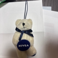 NIVEA熊マスコットの画像