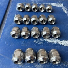 ホンダ純正球面座ホイールナット19個の画像