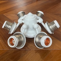 【引き取り限定】シーリングファン用の専用照明器具の画像