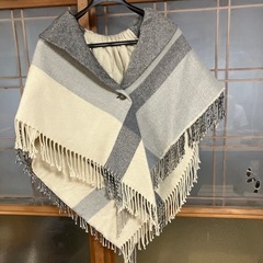 レディース　コート　ポンチョの画像