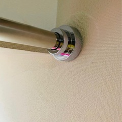 つっぱり棒 強力 伸縮棒 突っ張り棒 長さ調節可能55-85cmの画像