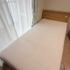 ニトリベッド引き出し付き(マット付き)の画像