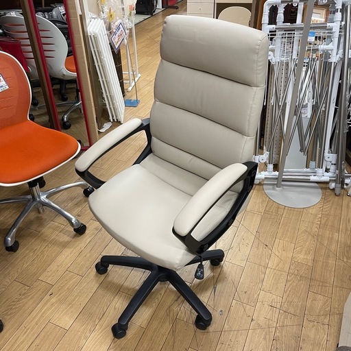 ニトリ ワーキングチェア 合成皮革 状態良好 中古