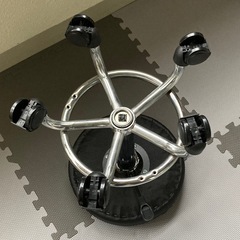 （お取引き中）回転椅子　昇降可能の画像