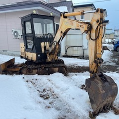 ヤンマー YB1200   キャビン付の画像