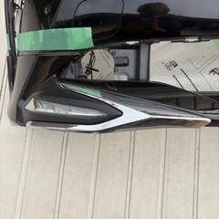 プリウス50後期モデリスタエアロ フロントバンパーセットの画像