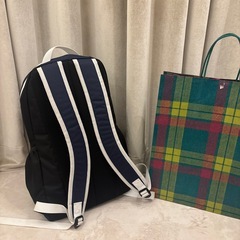 PUMAリュックサック紺色　子供用
の画像