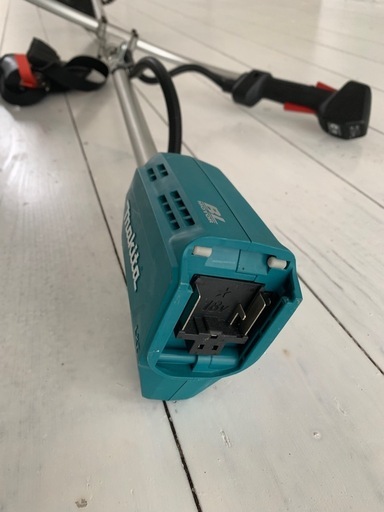 お値下げ マキタ 草刈機 充電式