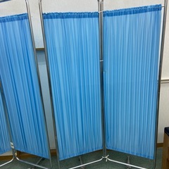 パーテーション4枚の画像