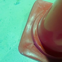 三角コーンとバリケードバーの画像