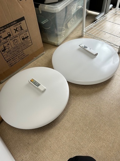 ※タイさん　ソファ、シーリングライト×2、炊飯器、カーテン、レンジ