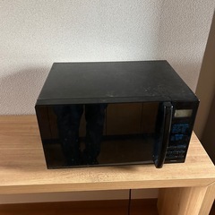 ※タイさん　ソファ、シーリングライト×2、炊飯器、カーテン、レンジの画像