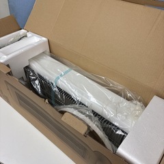 S736 ⭐ 2019年製の未使用品 アイリスオーヤマ 電気ストーブ  2段階切替 ブラックコートヒーター IESB-S800の画像