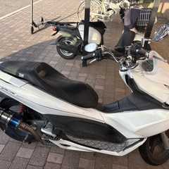 ホンダPCX125 実働 書類あり カスタム多数 すぐ乗れますの画像