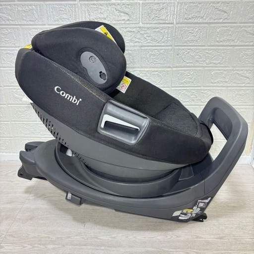［美品✨］　手洗い清掃済み combi The S ZC-690 7ヶ月〜4歳頃まで?ベビー用品100点以上在庫あり！