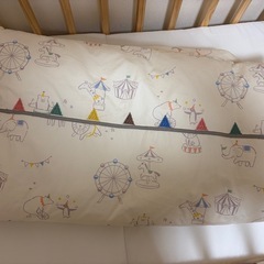 ベビーベッドの画像