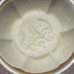 ロクシタン練り香水　　ニナリッチソープの画像