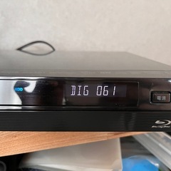 東芝レグザ　DBR-Z110　HDD/DVD/ブルーレイ/レコーダー　２番組同時録画　320GB　リモコン
の画像