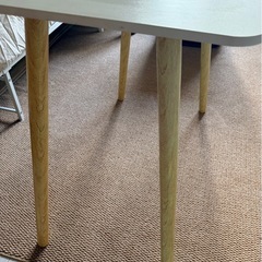 【無料】テーブル 引取限定 駅近の画像