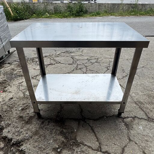 売約済【❗️✨仕込み台・作業台に最適サイズ✨❗️】業務用ステンレス作業台　幅75×奥行45×高さ65cm✨厨房・飲食店・ガレージ作業に