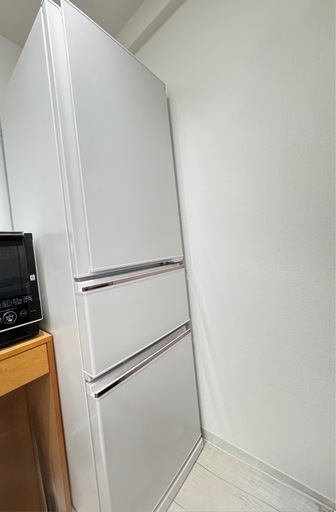 【2/27AMまでに引取り可能な方のみ】MITSUBISHI三菱電機MR-CX30E-W冷蔵庫300L