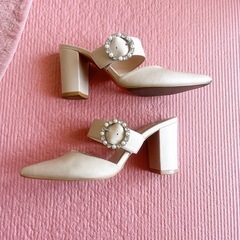 ミシェルマカロン♡ビジューバックルミュールの画像