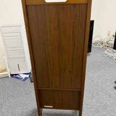 【karimoku】カリモク 木製マガジンラック／使用感ありの画像