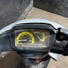 ★支払総額4.8万円★定休日なし！いつでも現車確認可能です！ ヤマハ スーパージョグ シルバー 3YK フロントディスクブレーキ！ サイスタ付き！ バッテリー新品！ 2ストのためオイル注ぎ足すだけ！　の画像