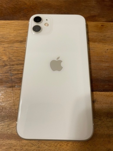 Apple iPhone11  ホワイト　64GB 美品です