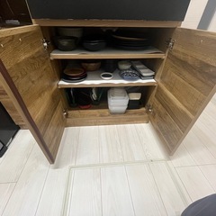 食器棚の画像