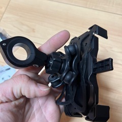 2/14まで出品 
カエディア スマホホルダー 衝撃吸収付きの画像