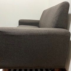 2人掛け　
ソファーの画像