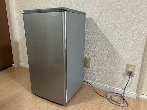 冷蔵庫　AQUA 75ℓ  2020年製　AQR-8G