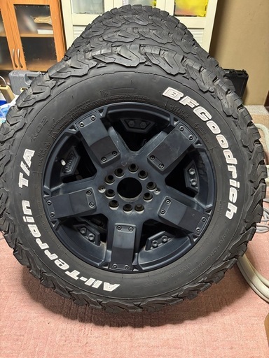 17インチタイヤホイールセット　KMC XD811 ROCKSTAR2  　BFGoodrich