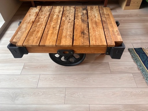 ACME Furniture ドーリーコーヒーテーブル