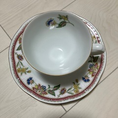 ティーカップ&ソーサー  ミントン系柄 Art Box  made in Japan  の画像