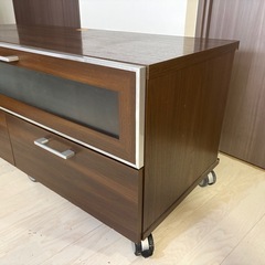 テレビボードの画像
