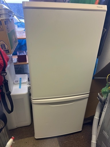 Panasonic ノンフロン冷凍冷蔵庫 品番 NR-B14HW-W形 単身 ２ドア 一人暮らし 右開き【凹みあり】配達無料