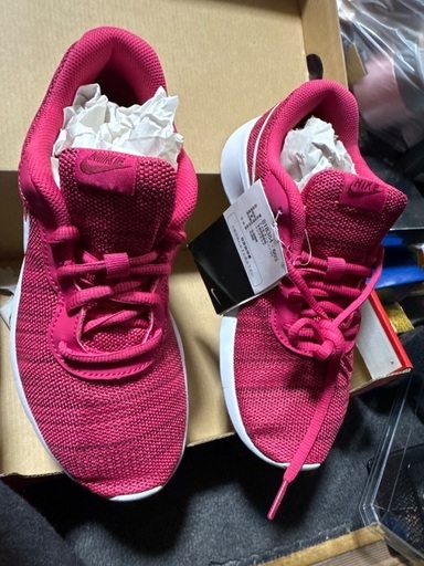 靴/バッグ WMNS NIKE TANJUN 24